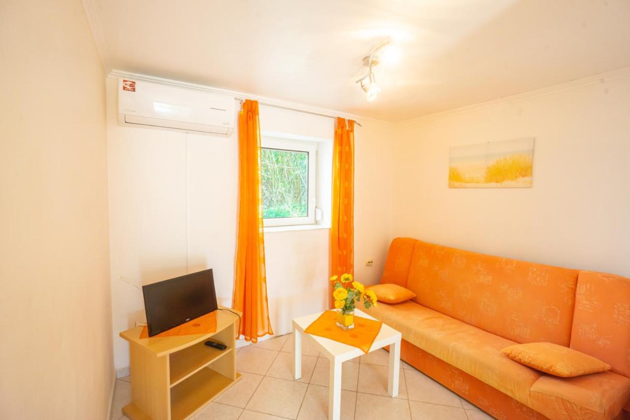 Apartment Coral Метайна Екстер'єр фото